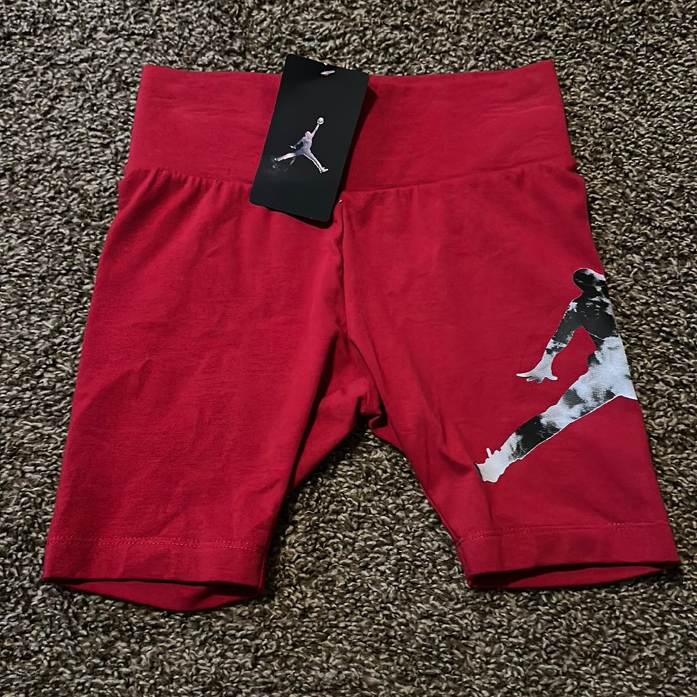 JORDAN GIRLS BIKE SHORTS: RED: NWT: SZ SMALL